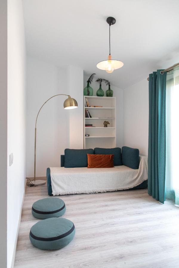 Spiral Stairs Duplex Apartment ฟิกวยเรส ภายนอก รูปภาพ